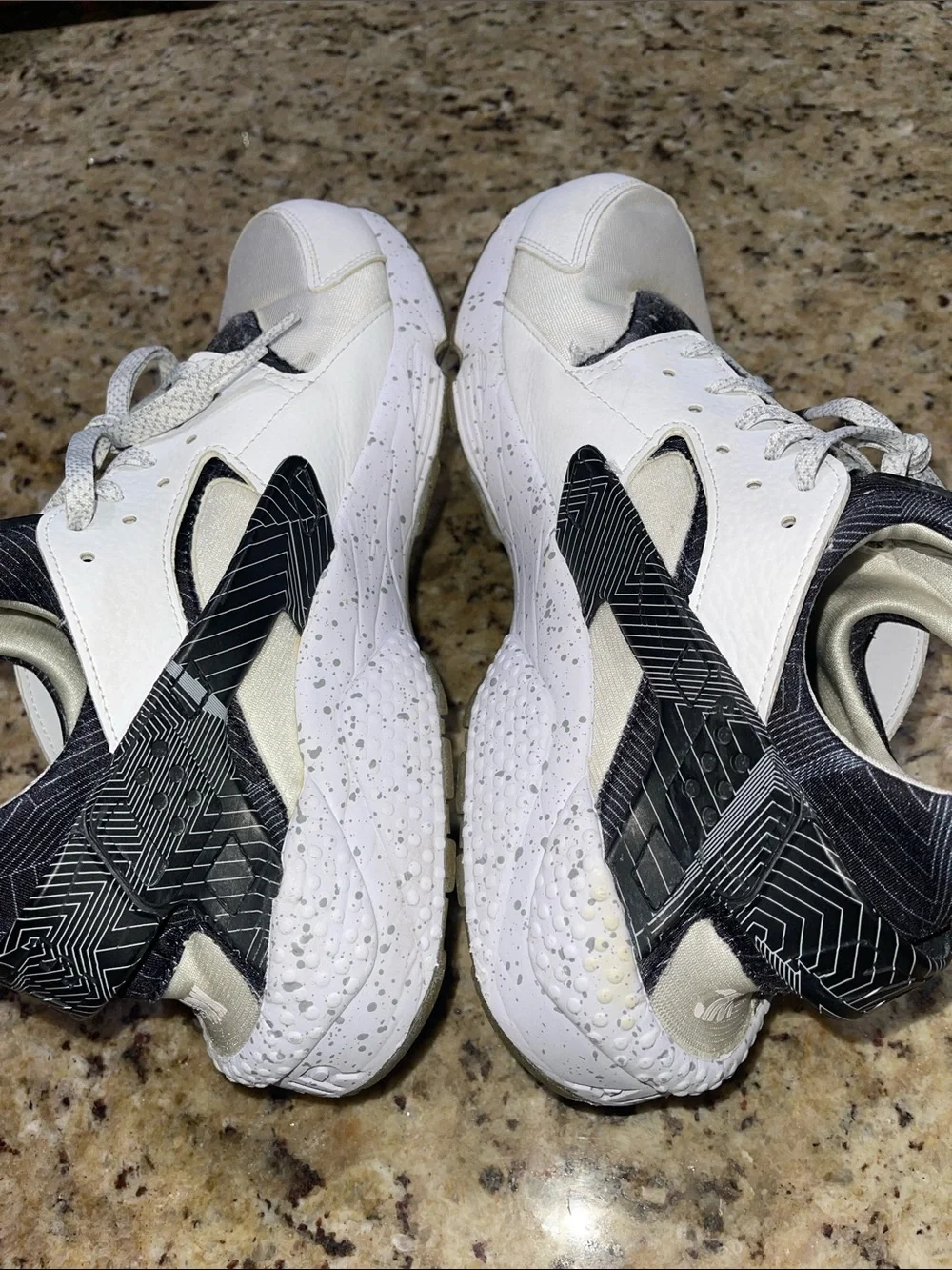 Nike Air Huarache White and Black Sneakers